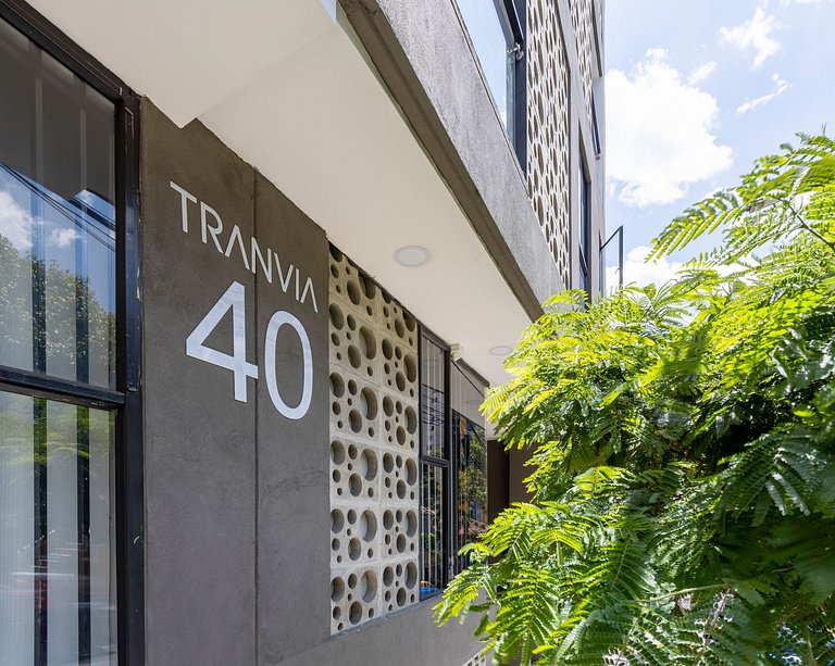 Condo centrico/ cama Queen/ Wi-Fi